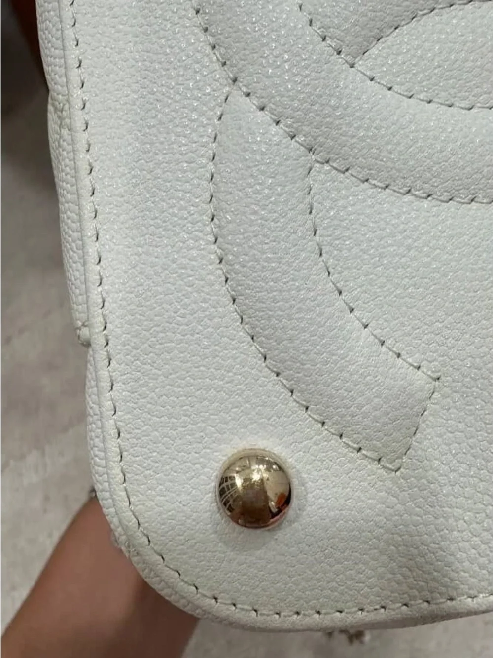 CHANEL White Quilted Vanity Bag with Gold Hardware